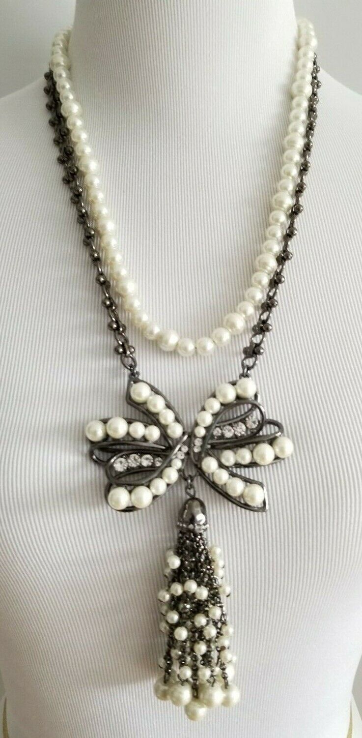 CHICO'S CONVERTIBLE FAUX-PEARL BOW NECKLACE