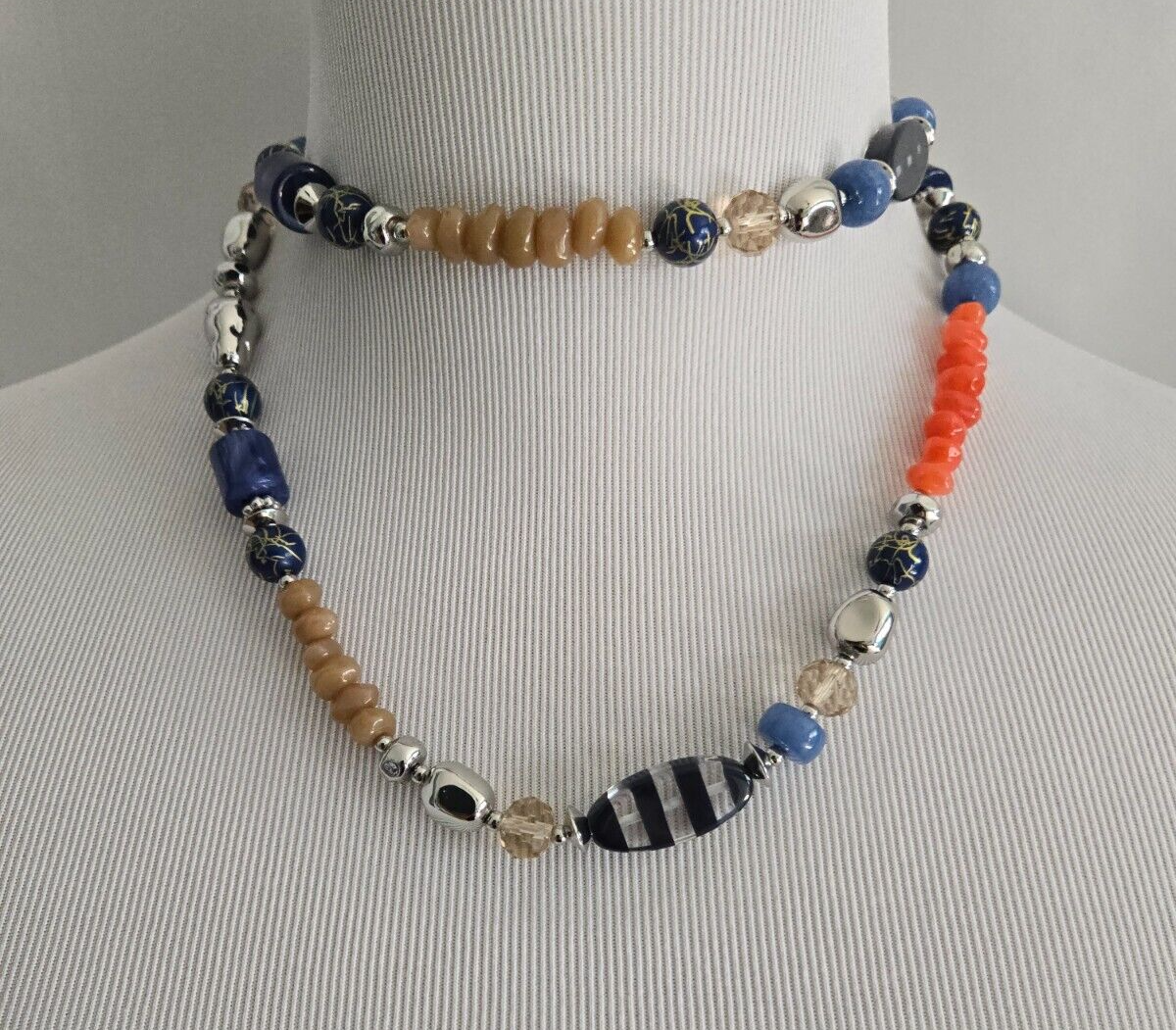 CHICO'S MODERN MULTI SINGLESTRAND NECKLACE