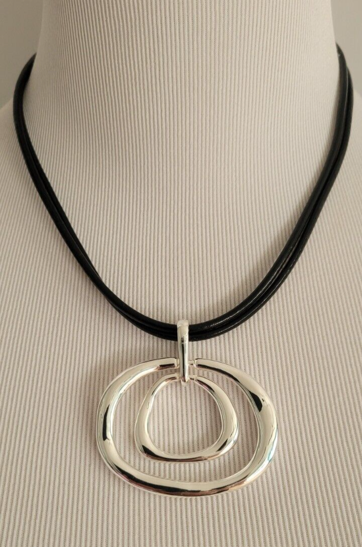 CHICO'S ECCENTRIC NECKLACE