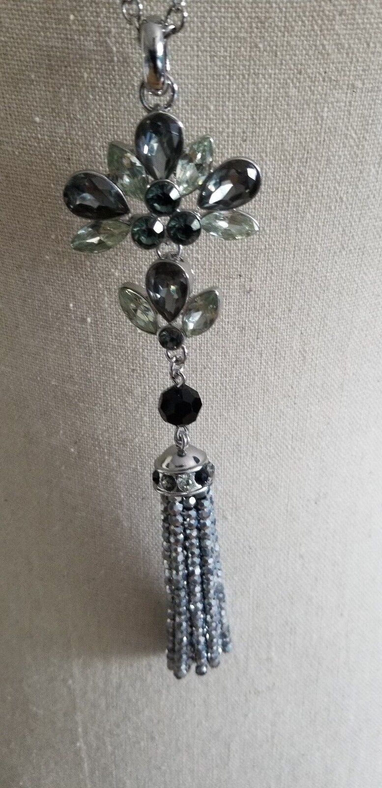 TALBOTS Cluster Tassel Necklace