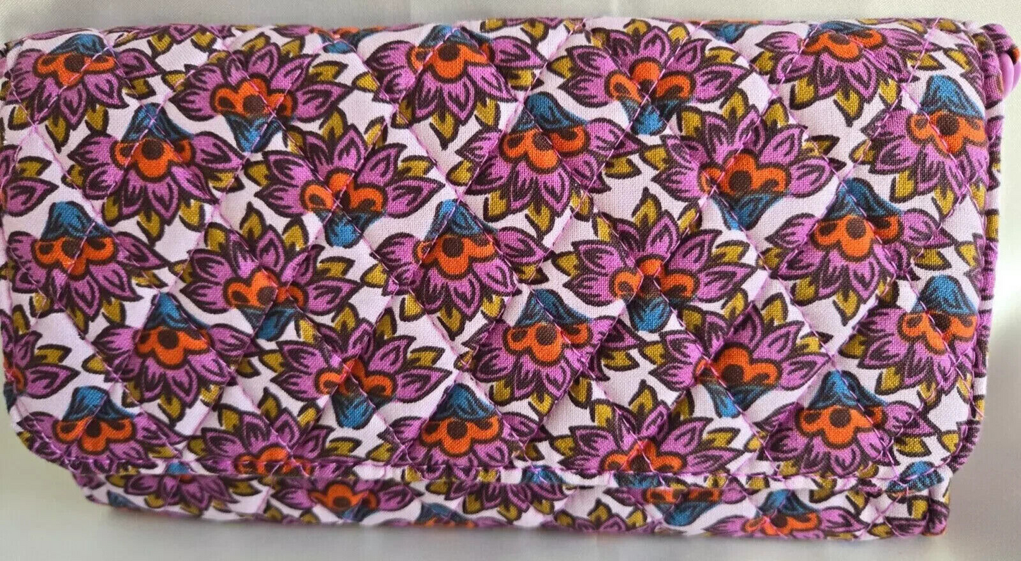 Vera Bradley Crossbody Body, Scaevola Fan