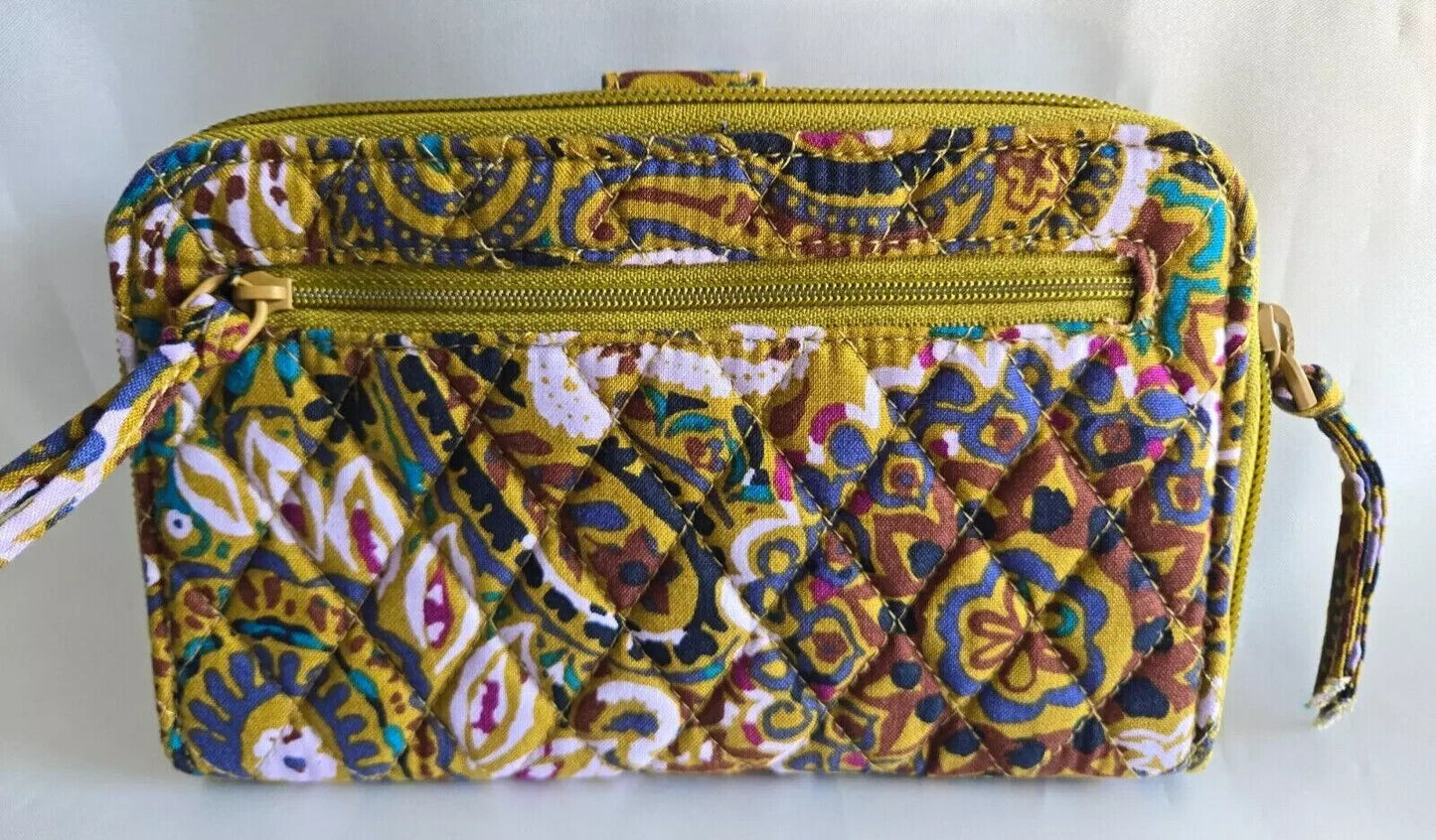 Vera Bradley Essential Tab Wallet, Buta Spray