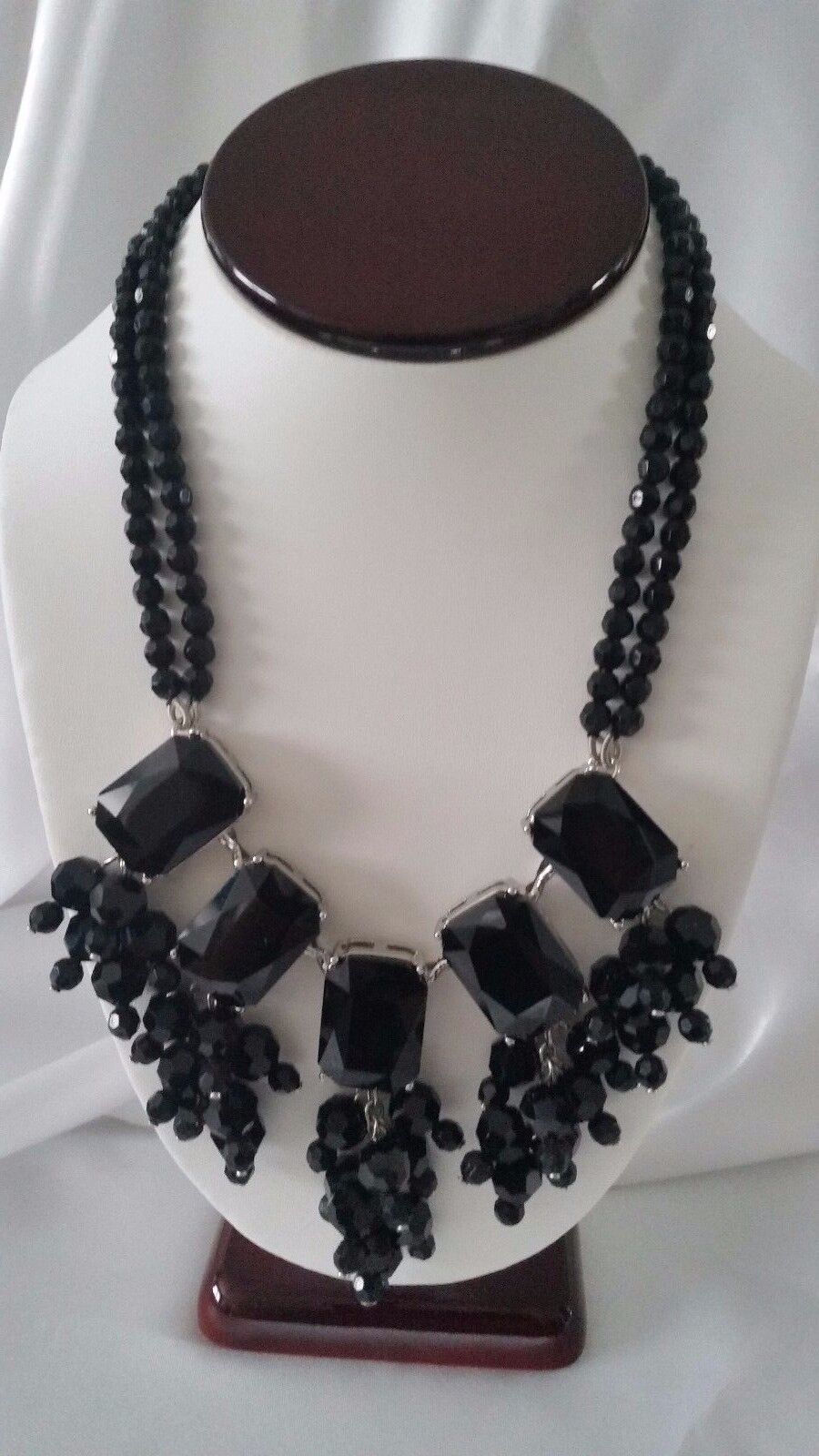 TALBOTS Oversized Bead Statement Necklace