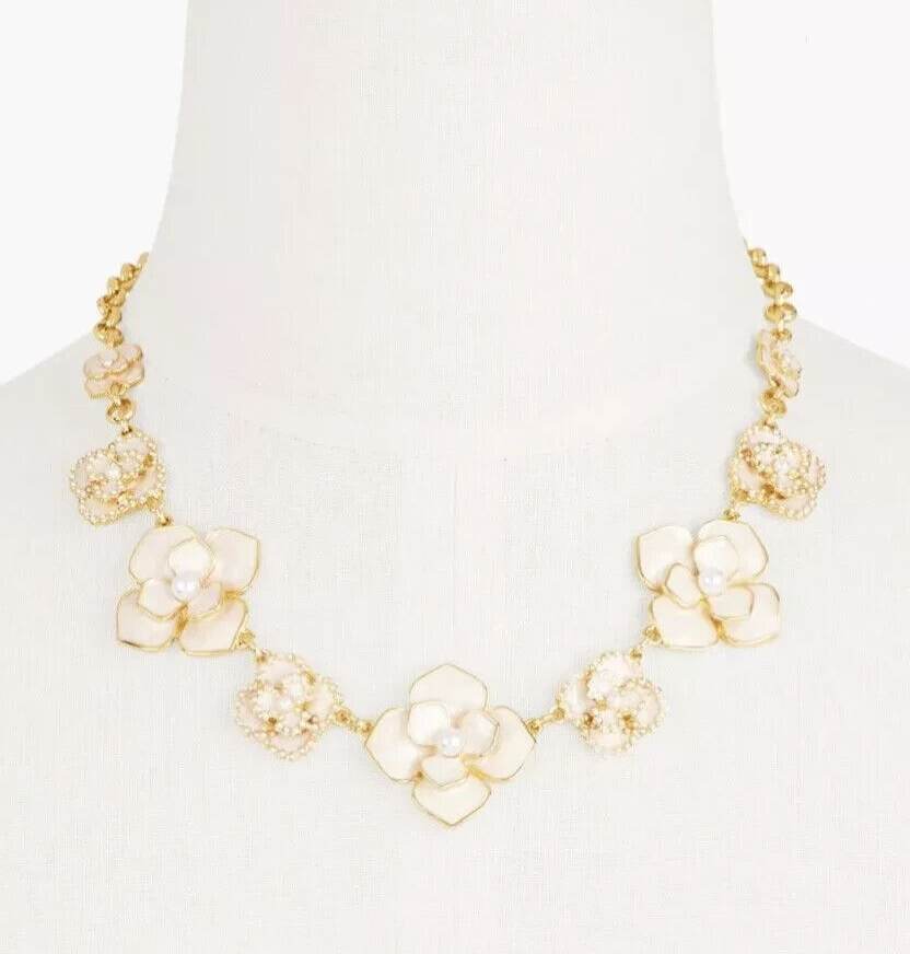TALBOTS MIXED PETALS STATEMENT NECKLACE