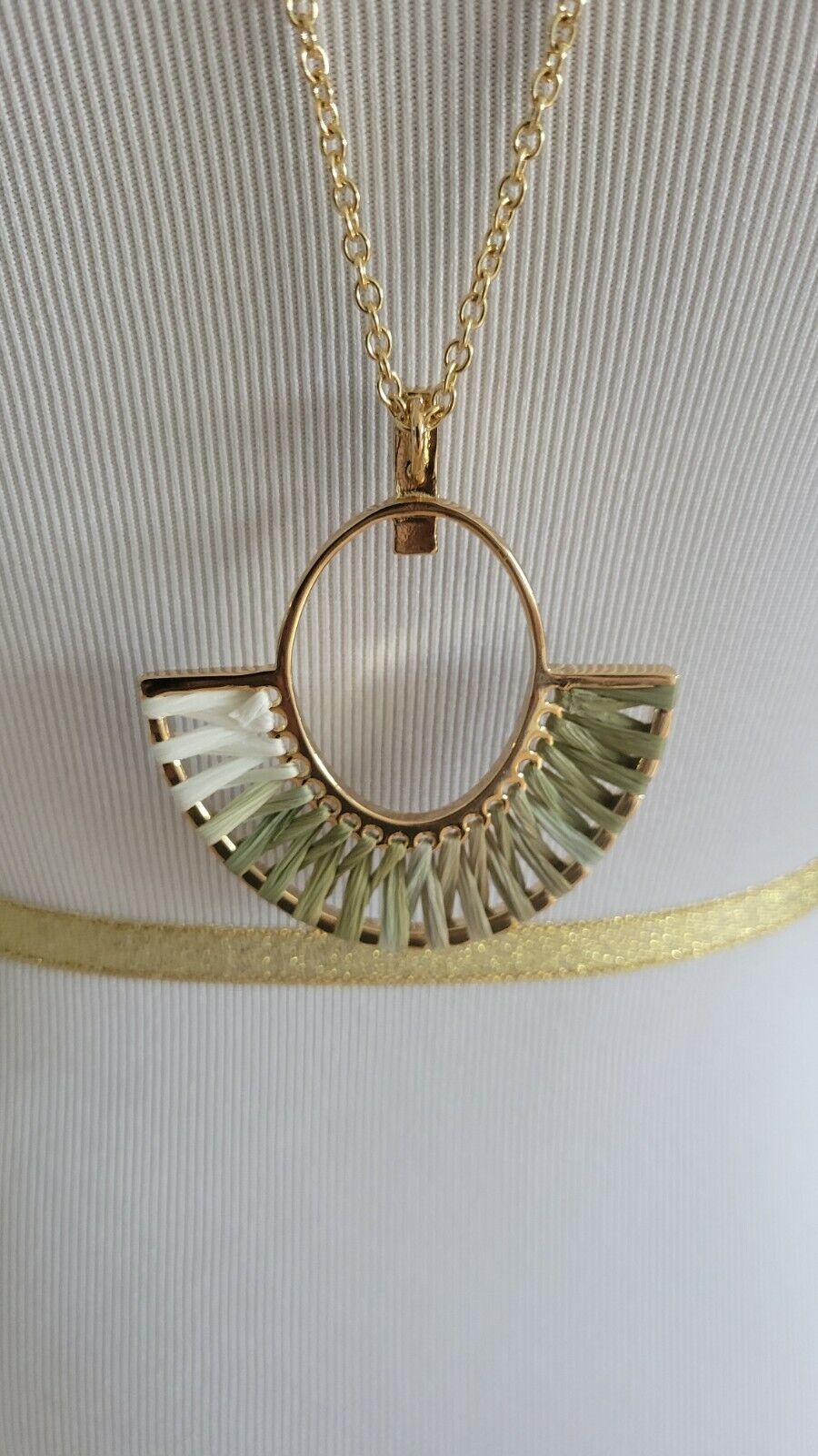 ANN TAYLOR GOLD CHARM NECKLACE