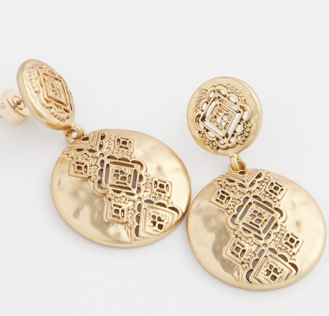 CHICO'S NO DROOP GOLD TONE MEDALLION EARRINGS