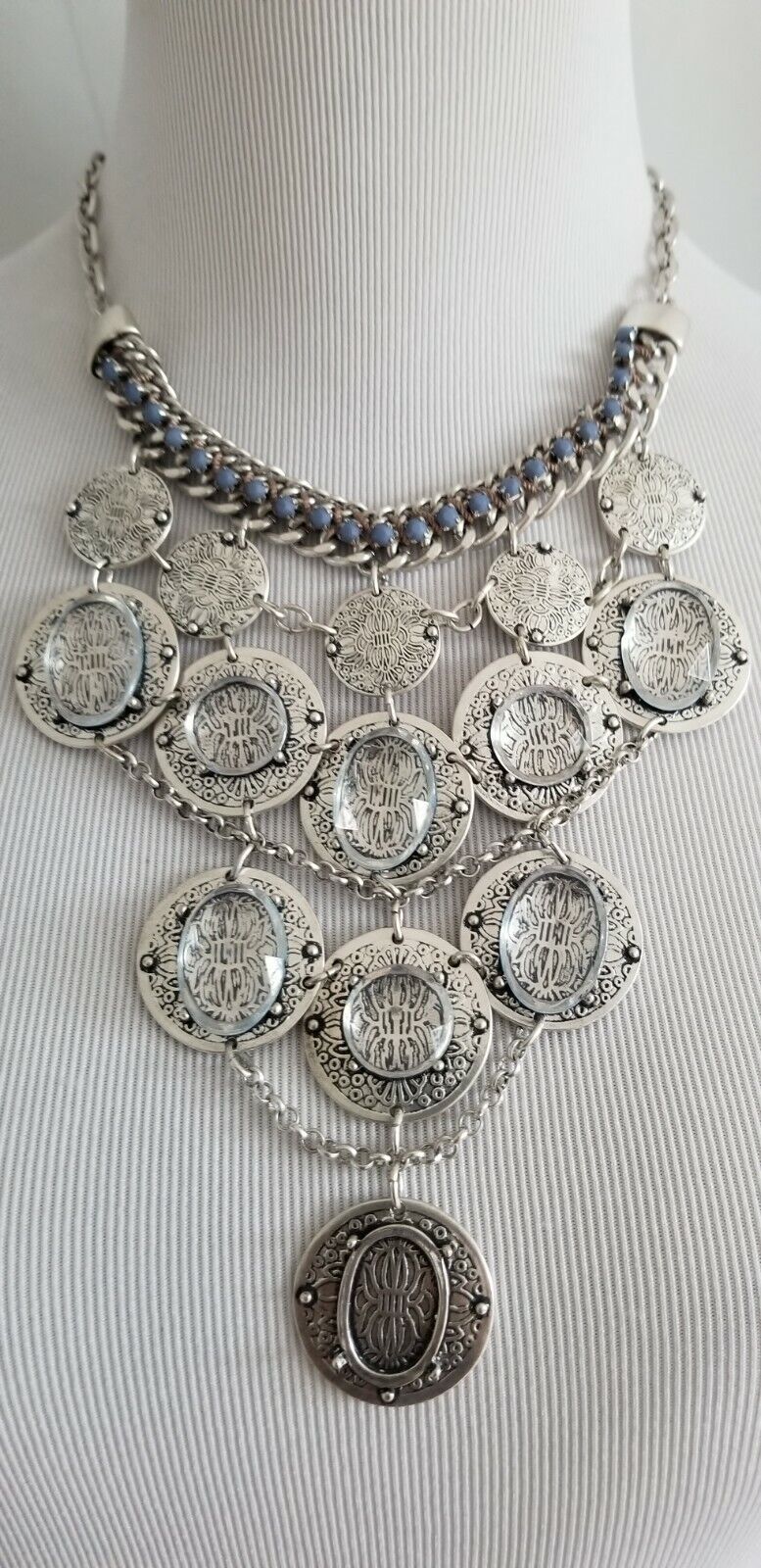 CHICO'S SILVERTONE AND BLUE BIB NECKLACE