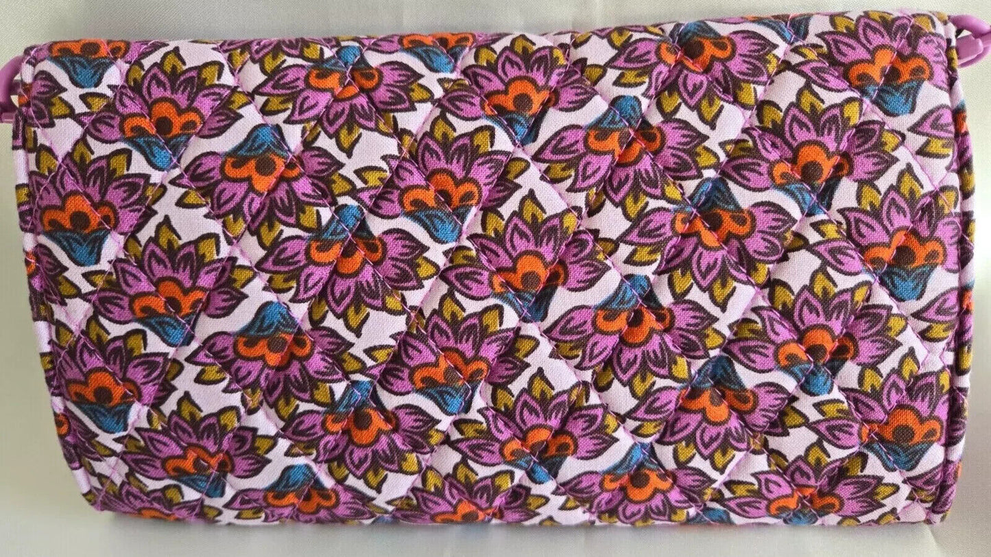 Vera Bradley Crossbody Body, Scaevola Fan
