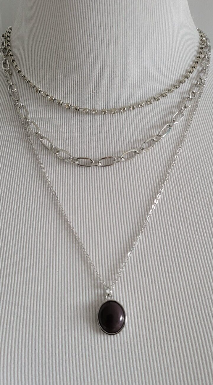 ANN TAYLOR SHELL LAYERED STATEMENT NECKLACE