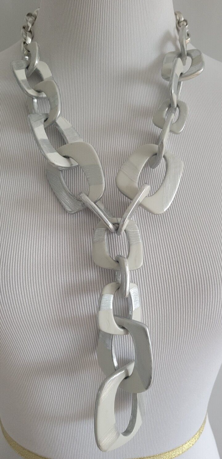 CHICO'S CHAIN LINK Y-NECKLACE
