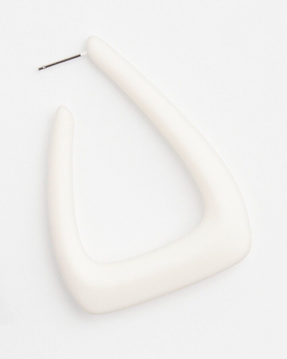 CHICO'S NO DROOP ECRU COATED HOOPS EARRINGS