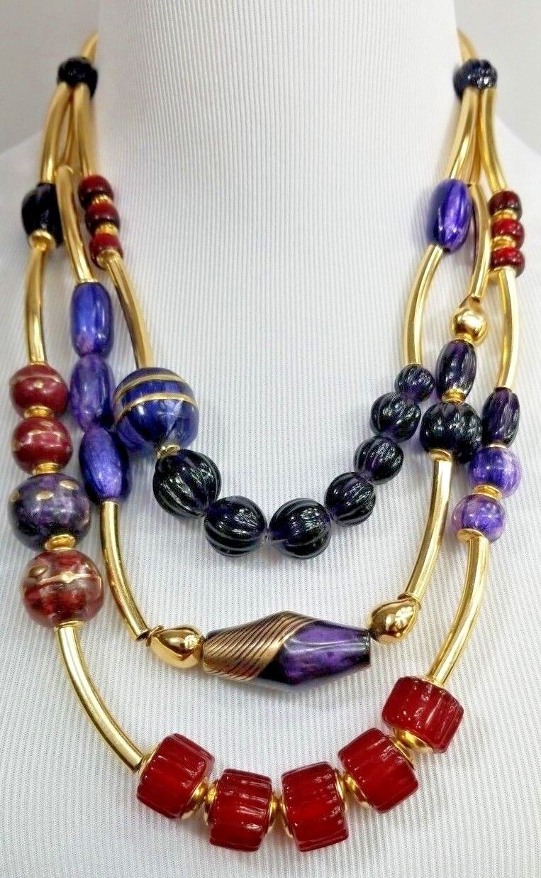 CHICO'S SHORT RED AND PURPLE MULTI-STRAND NECKLACE