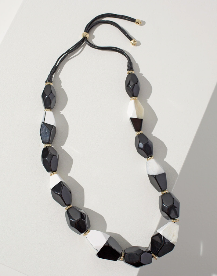 CHICO'S ADJUSTABLE SINGLE STRAND NECKLACE