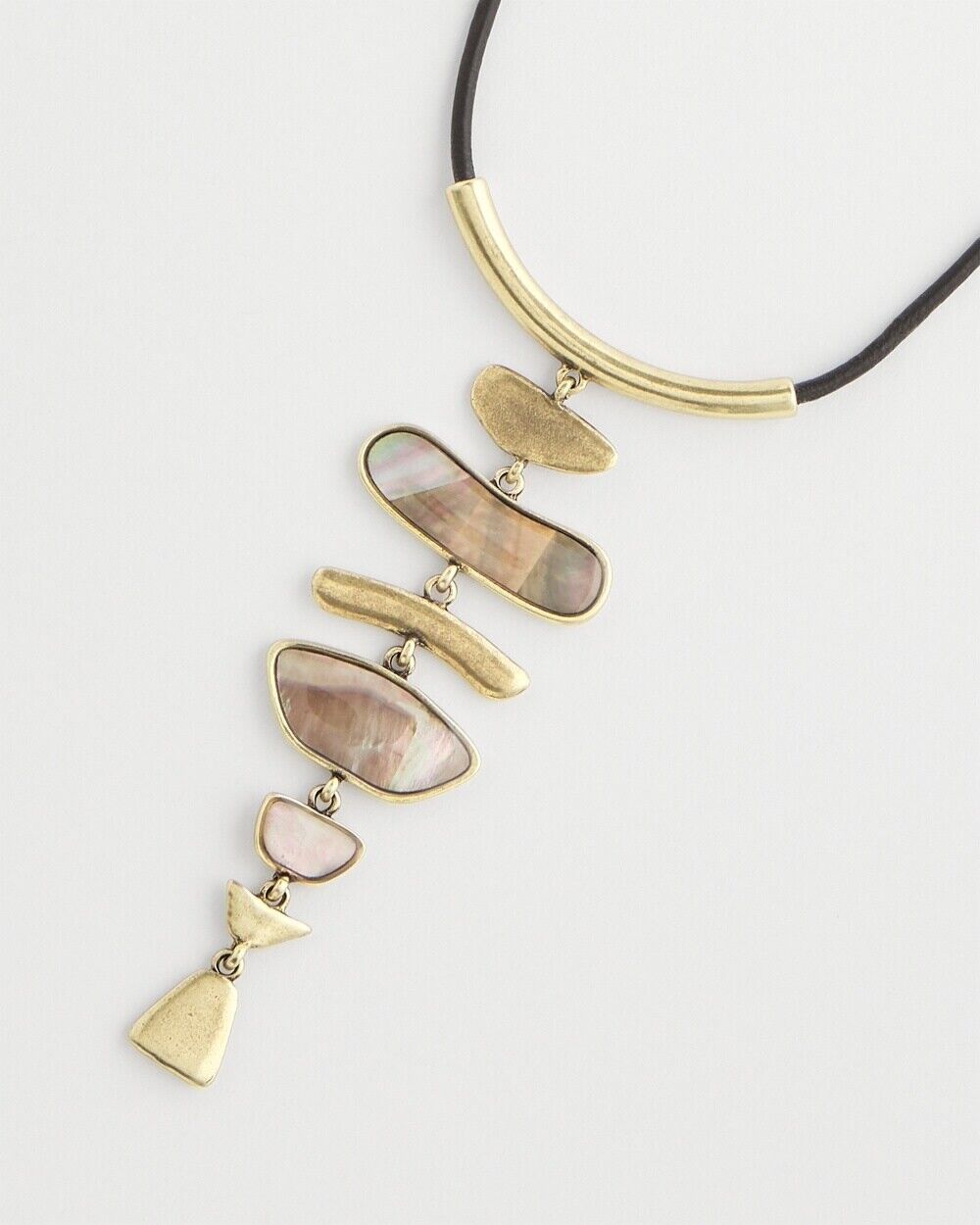 CHICO'S ADJUSTABLE LIP SHELL PENDANT NECKLACE