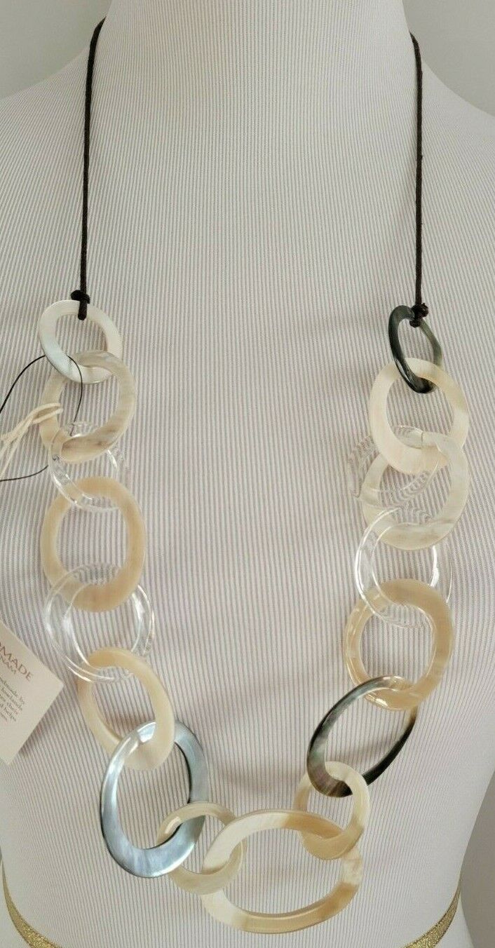 CHICO'S HORN AND SHELL ADJUSTABLE NECKLACE