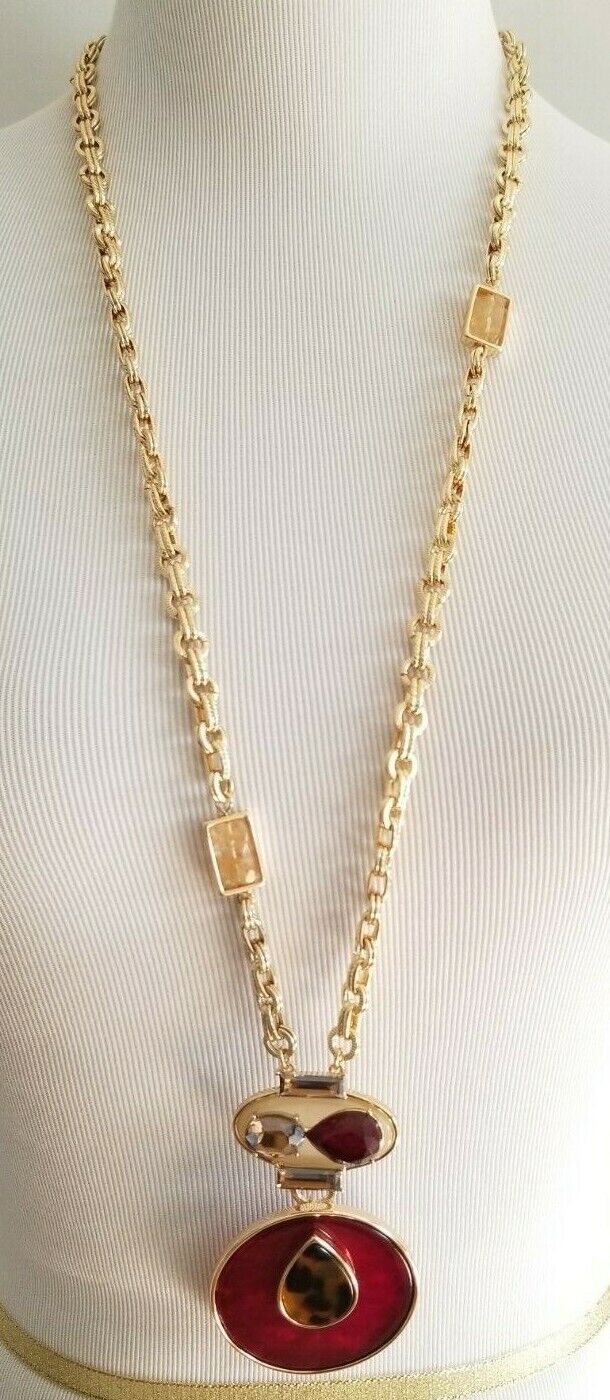 CHICO'S LONG FAUX-TORTOISESHELL AND SHIRAZ-HUED PENDANT NECKLACE