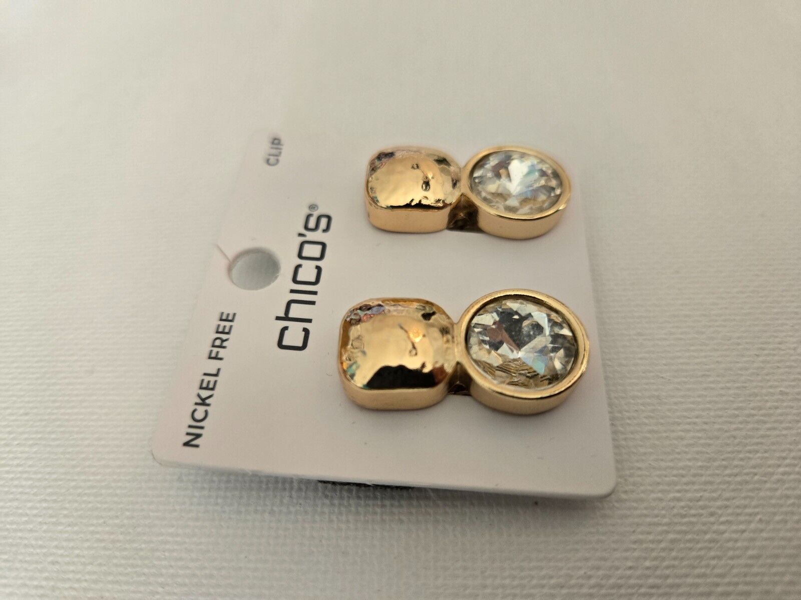 CHICO'S NO DROOP GOLD DROP EARRINGS