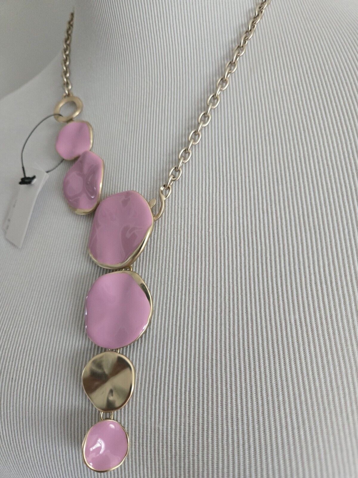 CHICO'S ADJUSTABLE BEADED NECKLACE