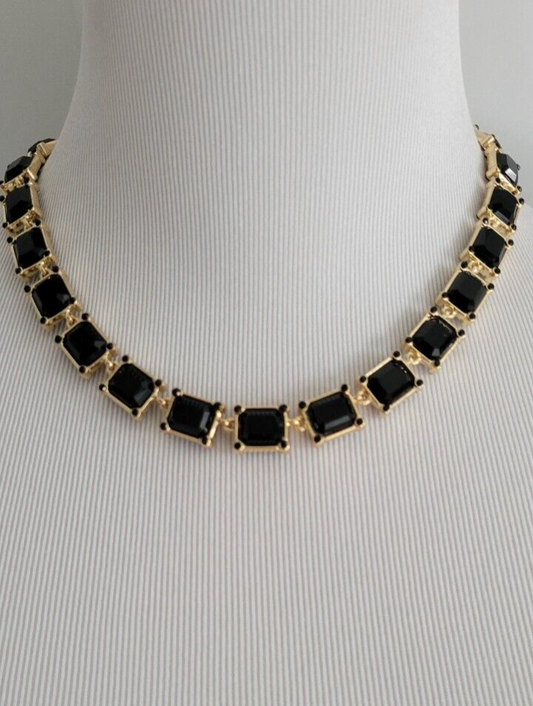 WHITE HOUSE BLACK MARKET BLACK & WHITE REVERSIBLE GOLDTONE NECKLACE