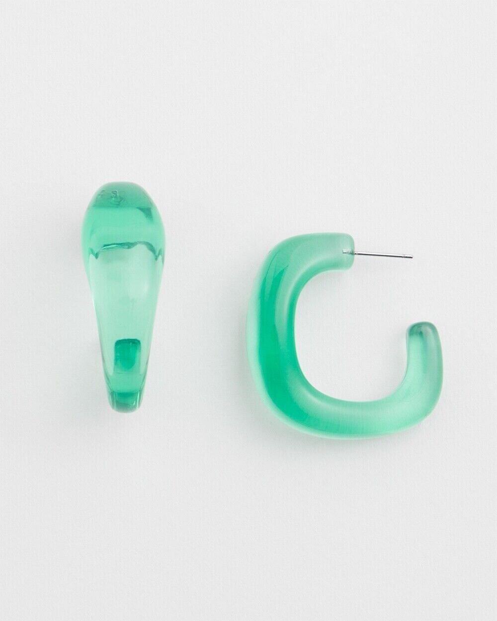 CHICO'S NO DROOP GREEN LUCITE EARRINGS