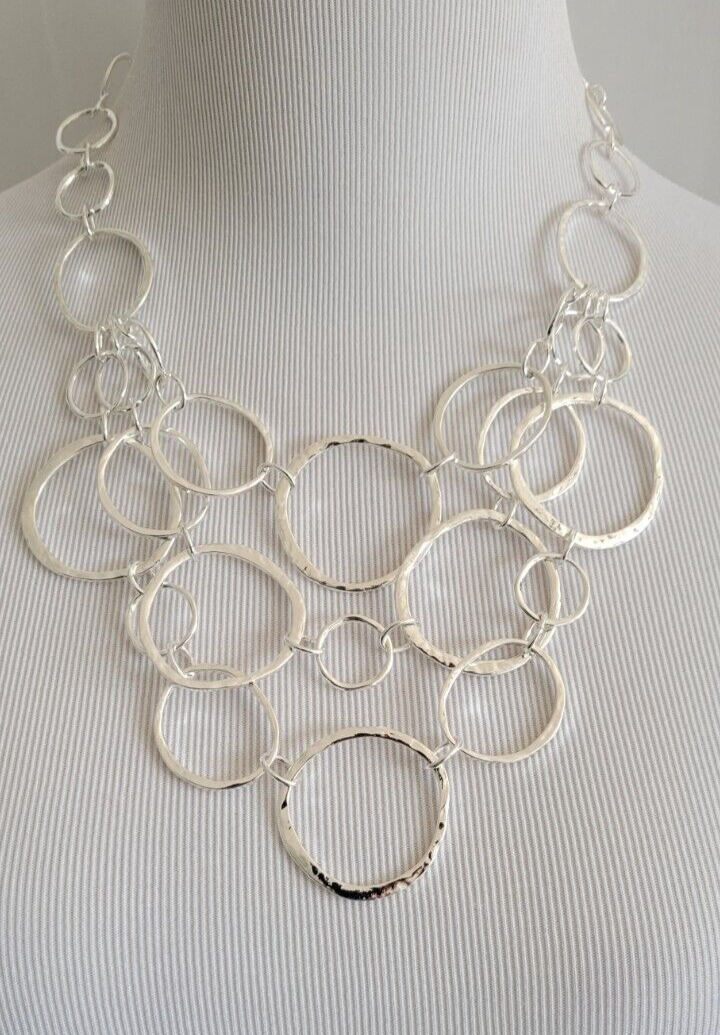 CHICO' S SHORT SILVERTONE MULTI-STRAND NECKLACE