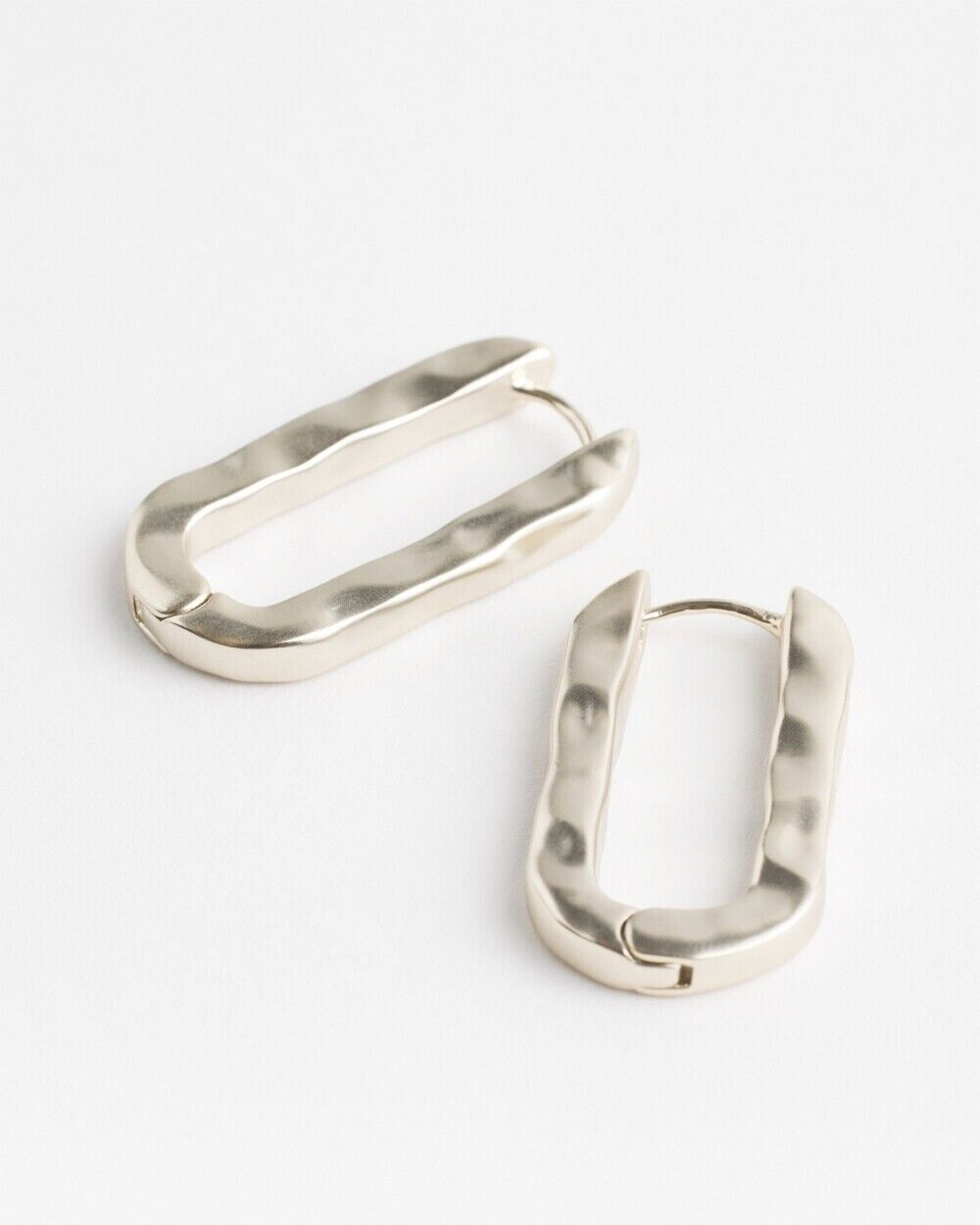 CHICO'S NO DROOP GOLD TONE LEATHER HOOPS EARRINGS