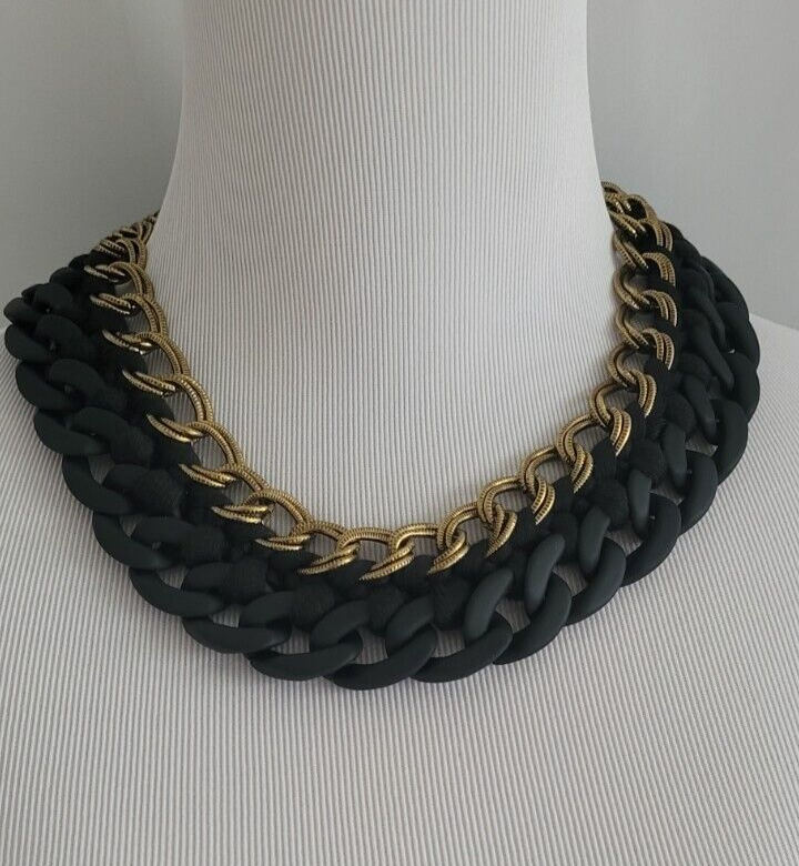 CHICO' S BLACK LINKS COLLAR NECKLACE