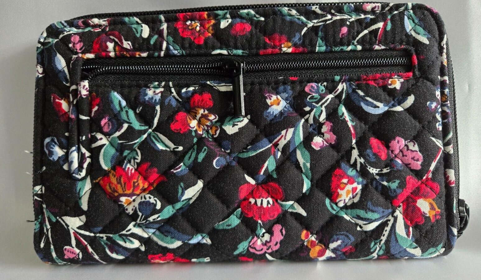 Vera Bradley RFID Turnlock Wallet, Perennials Noir