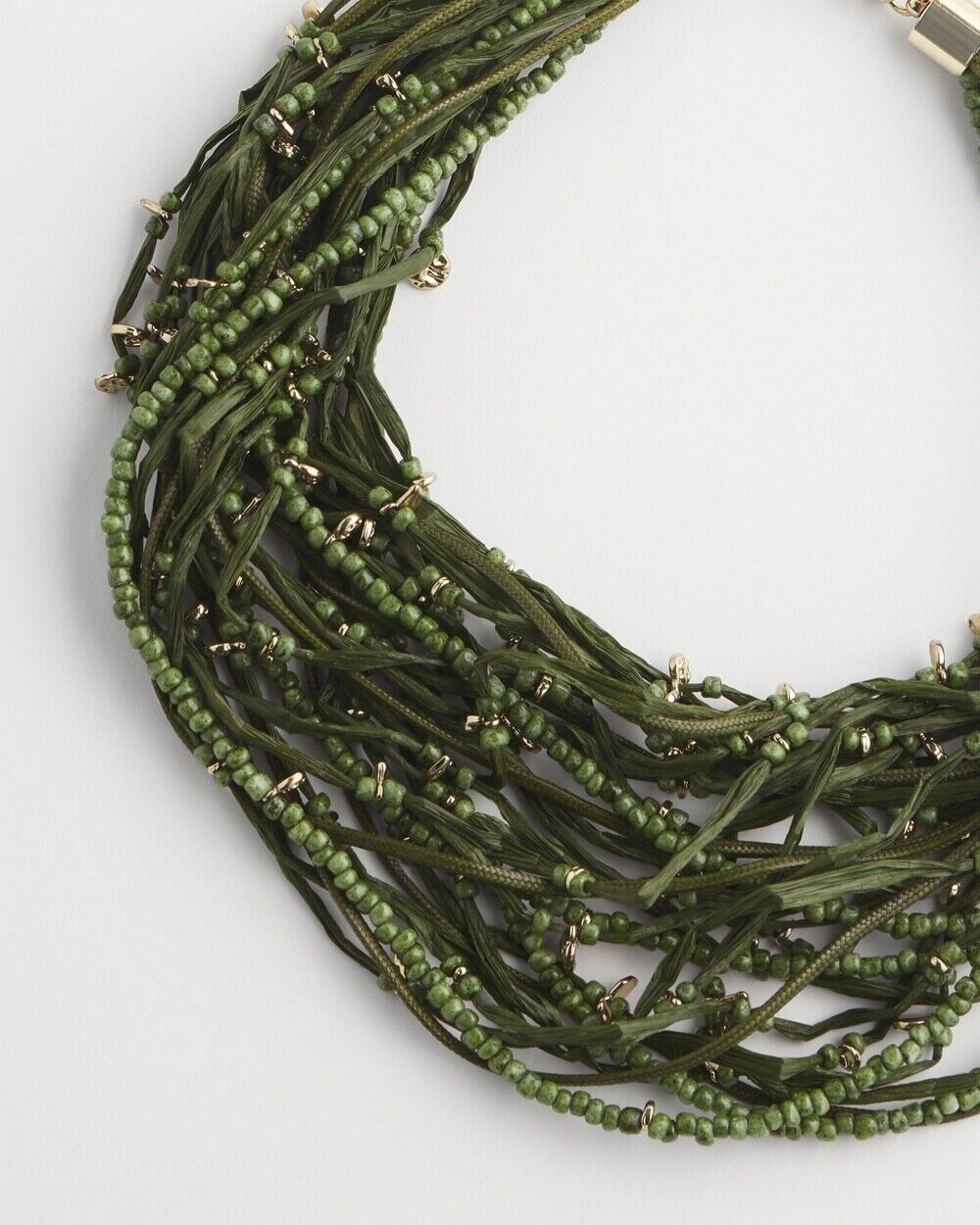CHICO'S OLIVE RAFFIA NECKLACE