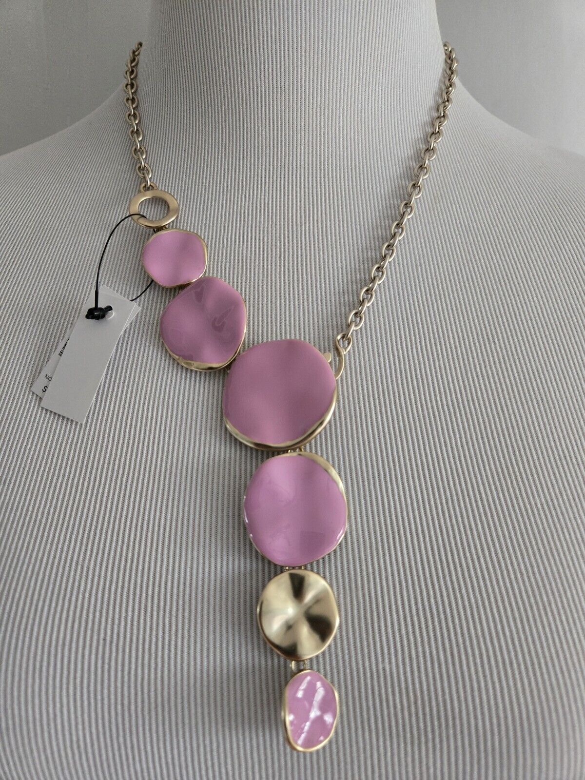 CHICO'S ADJUSTABLE BEADED NECKLACE