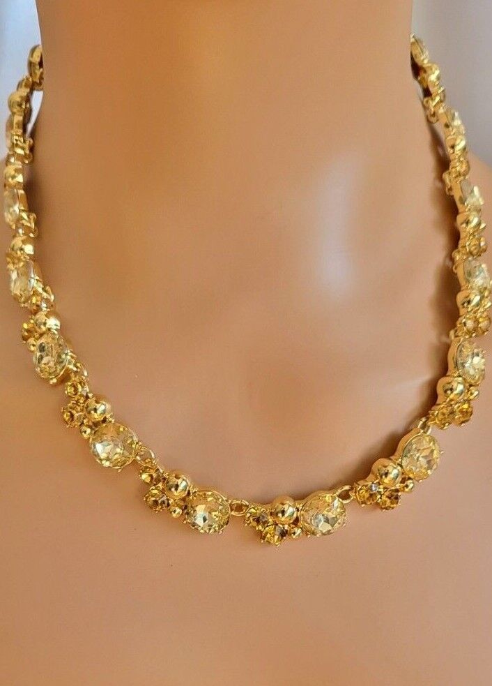 TALBOTS PETITE CRYSTALS NECKLACE