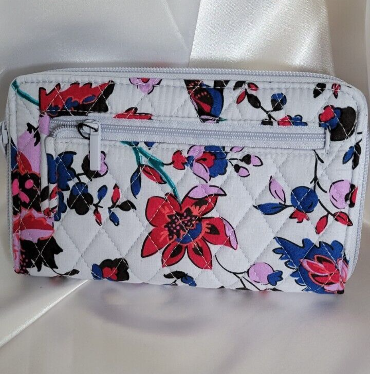 Vera Bradley RFID Turnlock Wallet, Vineyard Floral