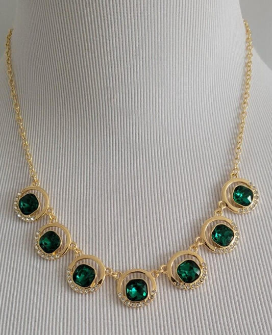 ANN TAYLOR STATEMENT NECKLACE