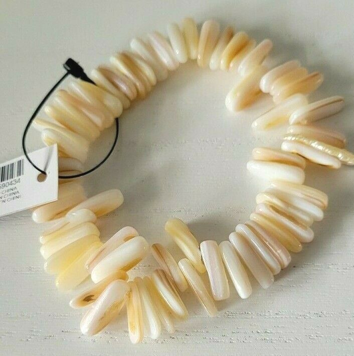 CHICO'S SHELL STRETCH BRACELET