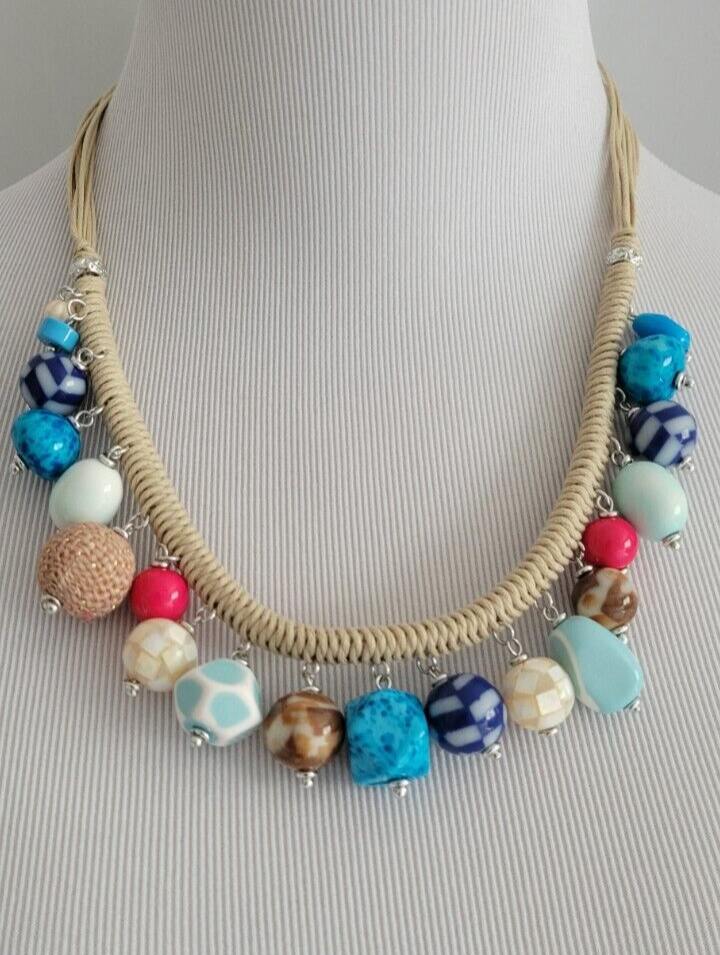 CHICO'S ADJUSTABLE BEADED NECKLACE