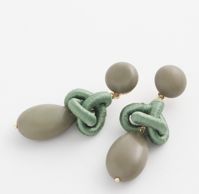 CHICO'S OLIVE TEARDROP EARRINGS