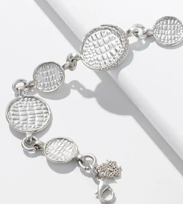 WHITE HOUSE BLACK MARKET BLACK SILVER CROC NECKLACE