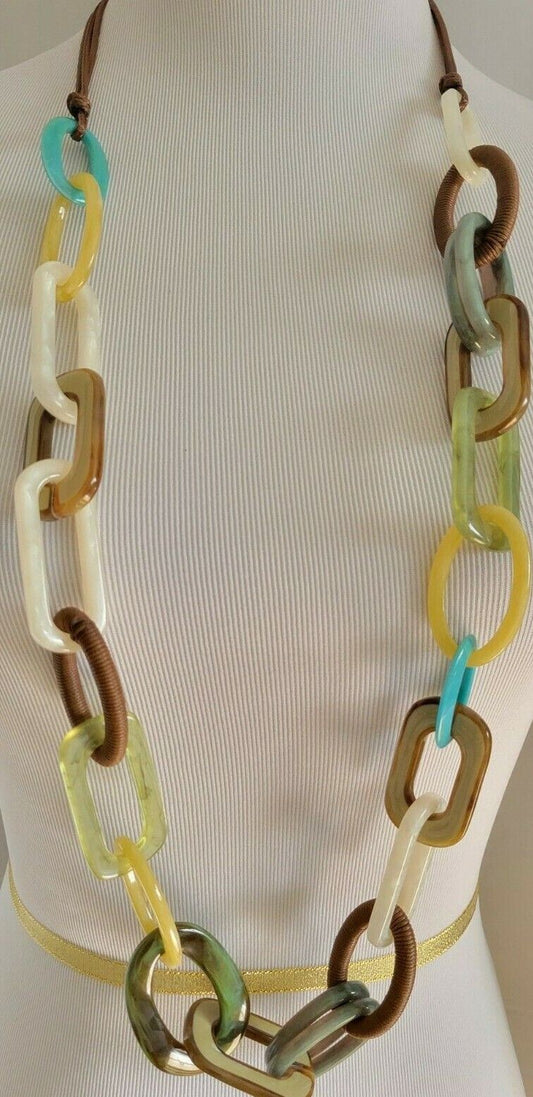 CHICO'S MULTICOLOR SINGLESTRAND NECKLACE