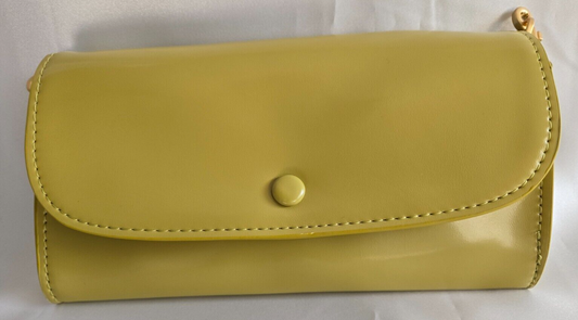Vera Bradley Wildwood Wallet Crossbody, Golden Olive in Patent faux leather