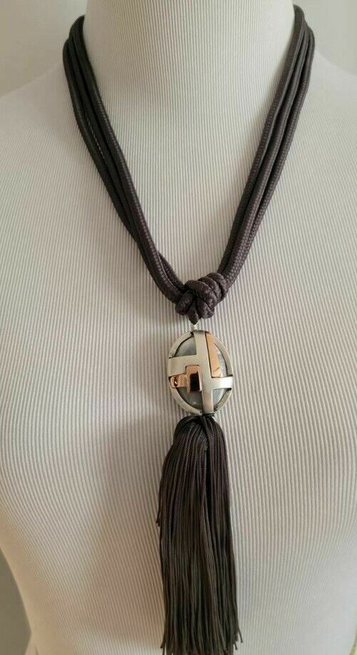 CHICO'S NEUTRAL TASSEL NECKLACE