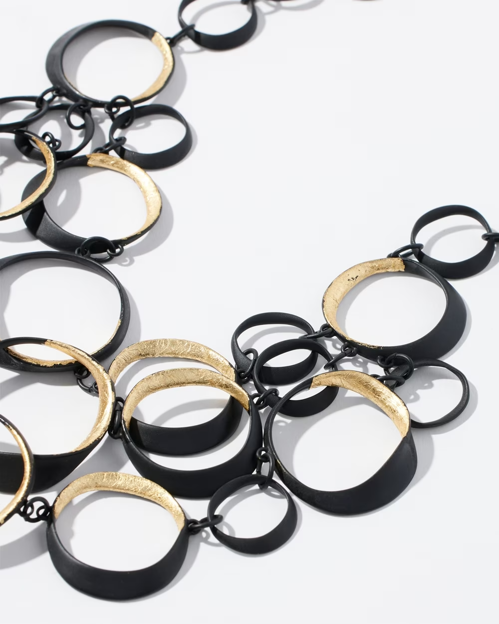 CHICO' S MATT BLACK GOLD TONE BIB NECKLACE