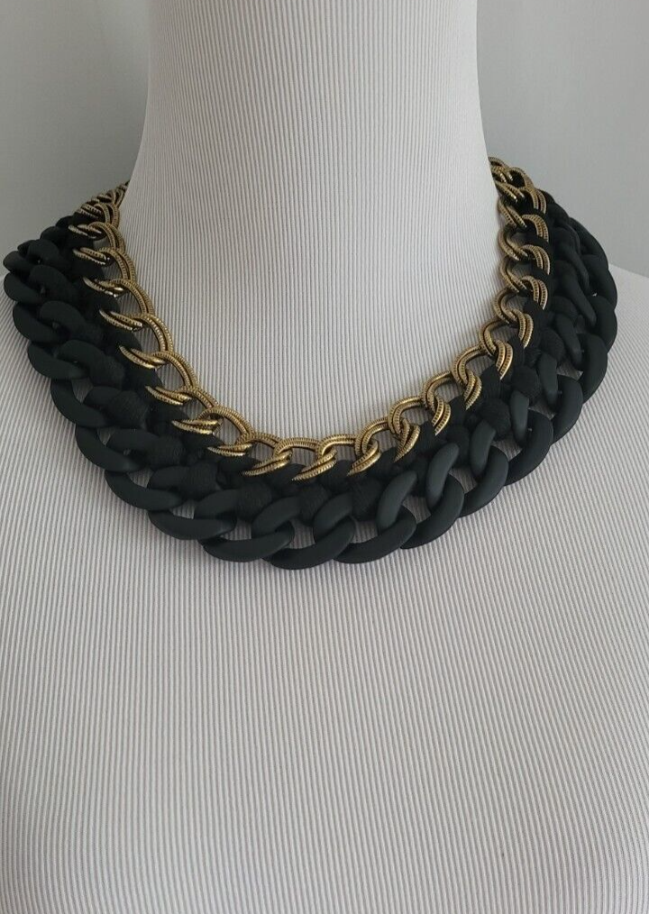 CHICO' S BLACK LINKS COLLAR NECKLACE