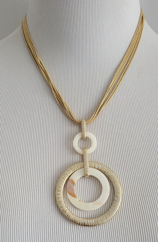 CHICO' S MOTHER OF PEARL NECKLACE