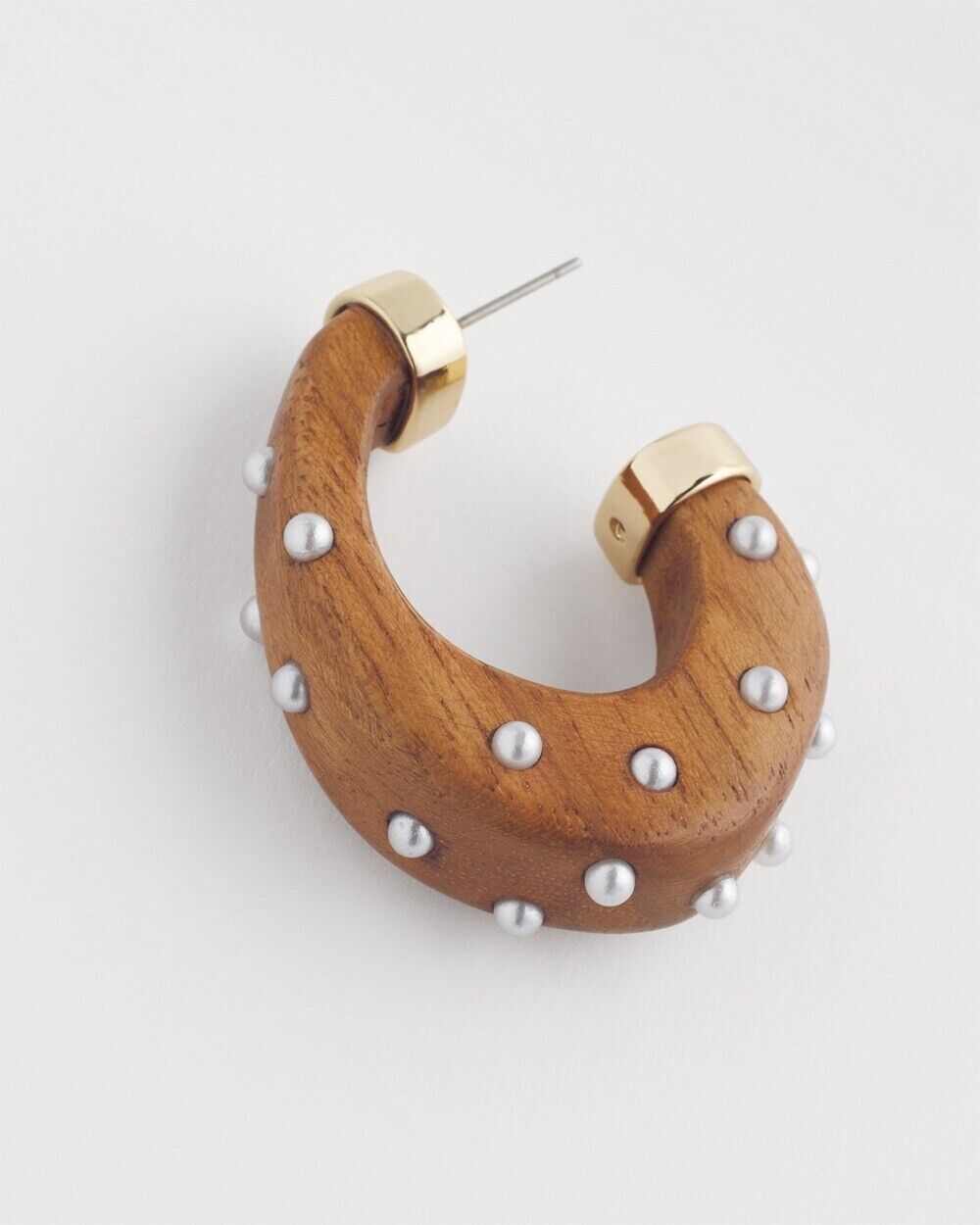 CHICO'S WOOD & FAUX PEARL EARRINGS