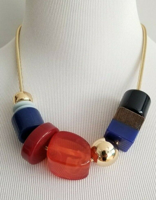CHICO'S SHORT MULTI-COLORED GEOMETRIC BIB NECKLACE