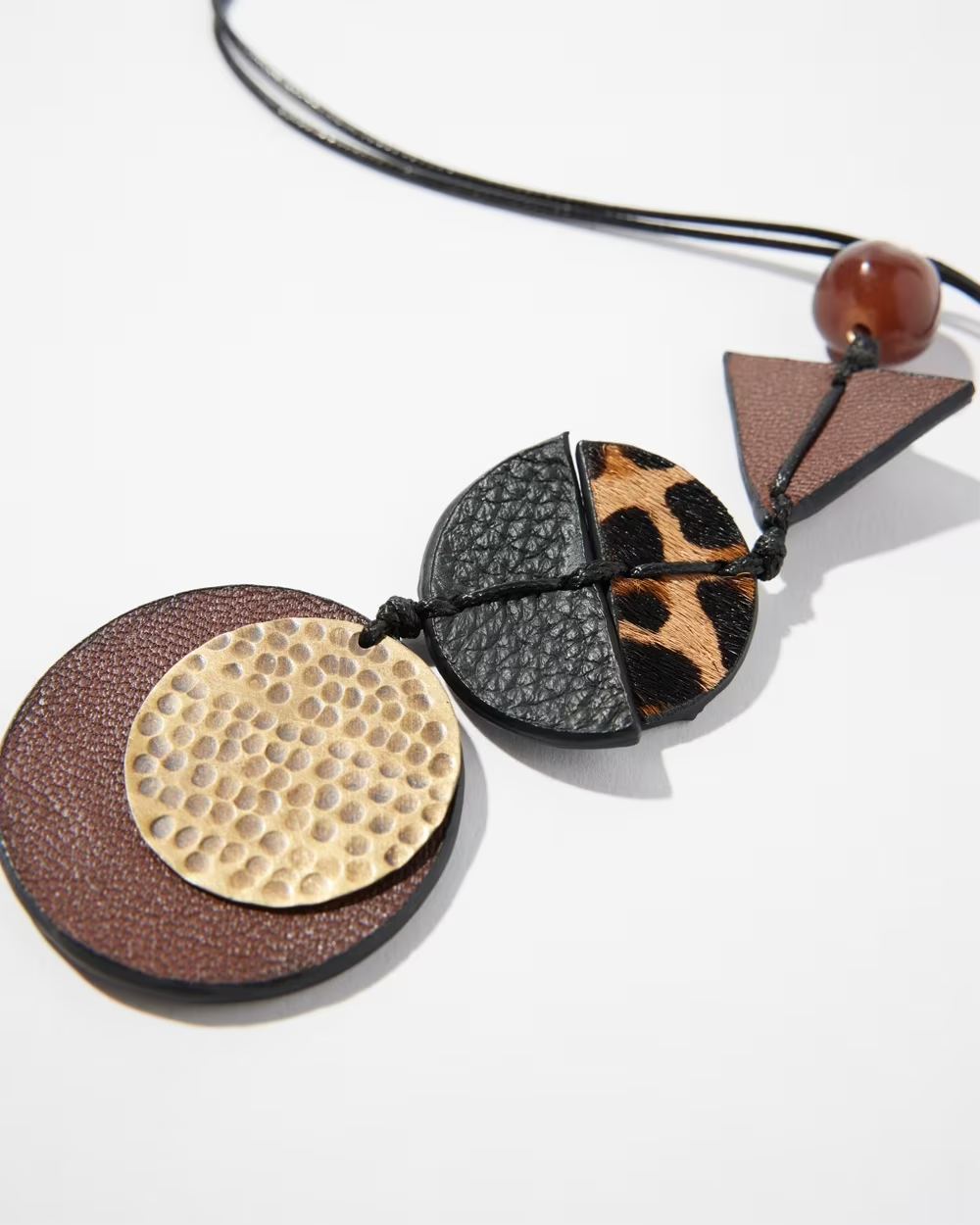 CHICO' S ADJUSTABLE PENDANT NECKLACE