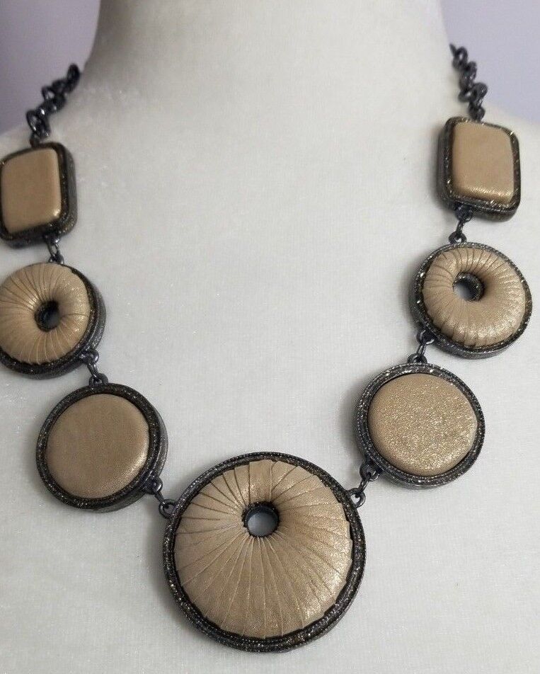 CHICO'S REVERSIBLE BLUE-NEUTRAL BIB NECKLACE