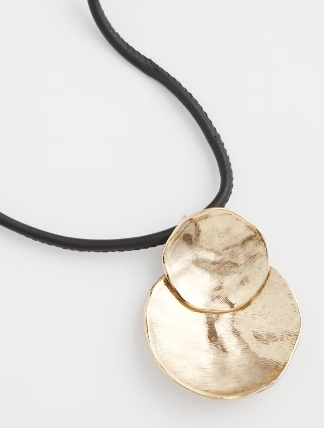 CHICO'S GOLD TONE CIRCLES PENDANT NECKLACE