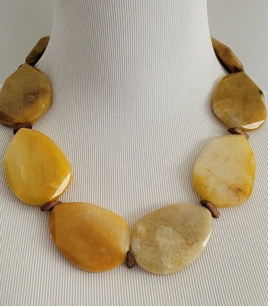 CHICO'S JADE STONE BIB NECKLACE