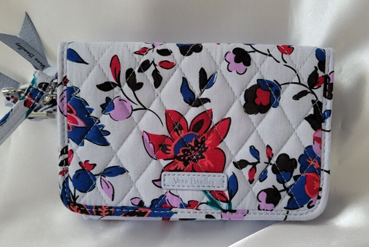 Vera Bradley Winter Forest Pattern RFID 3-in-1 Crossbody, Vineyard Floral